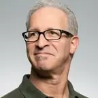 乔治·帕克, 创始人，BrightPath Solutions